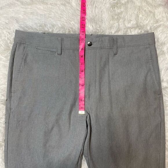 Callaway Golf Pants Grey Mens Size 36x30 Lightweight Casual Performance Comfort - Picture 8 of 12